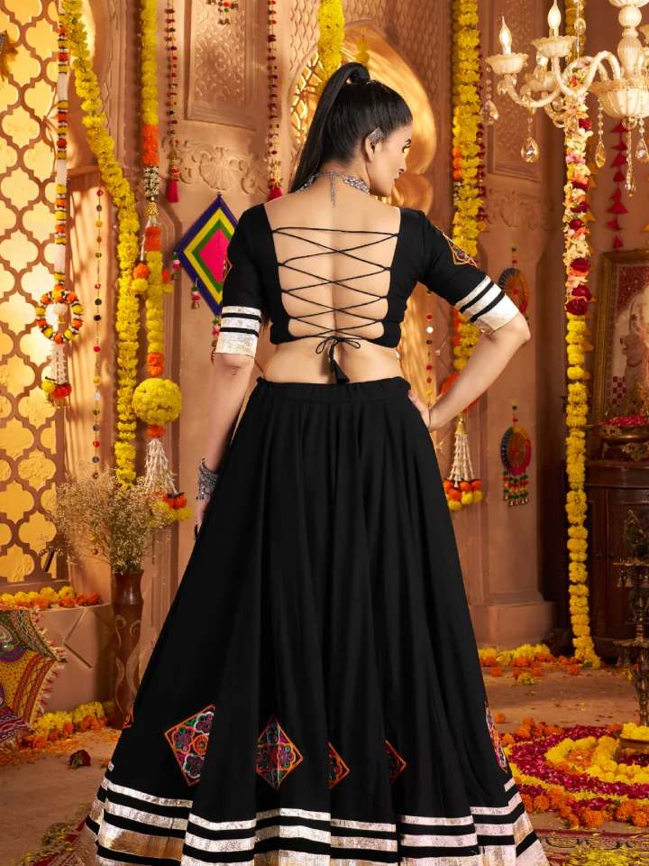 Rajgharanaa Classic Black Chaniya Choli 3 Rajgharanaa Classic Black Chaniya Choli - Image 3