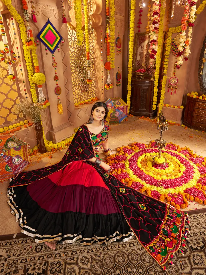 Rajgharanaa Traditional Red Ghagra Choli 3 Rajgharanaa Traditional Red Ghagra Choli - Image 3