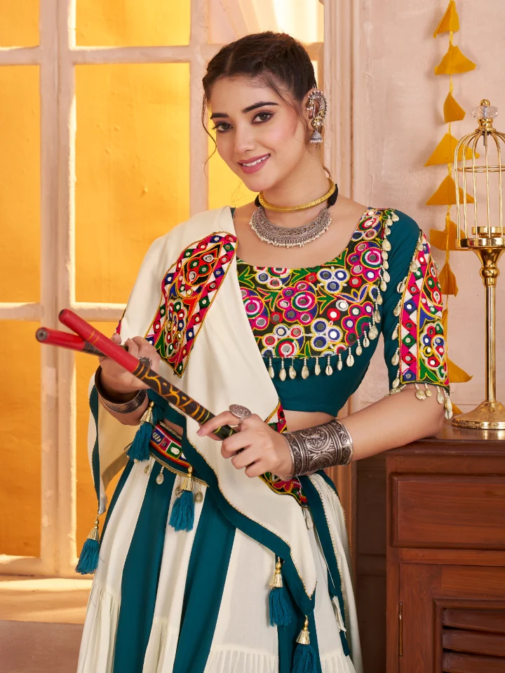 kutchi ghagra choli