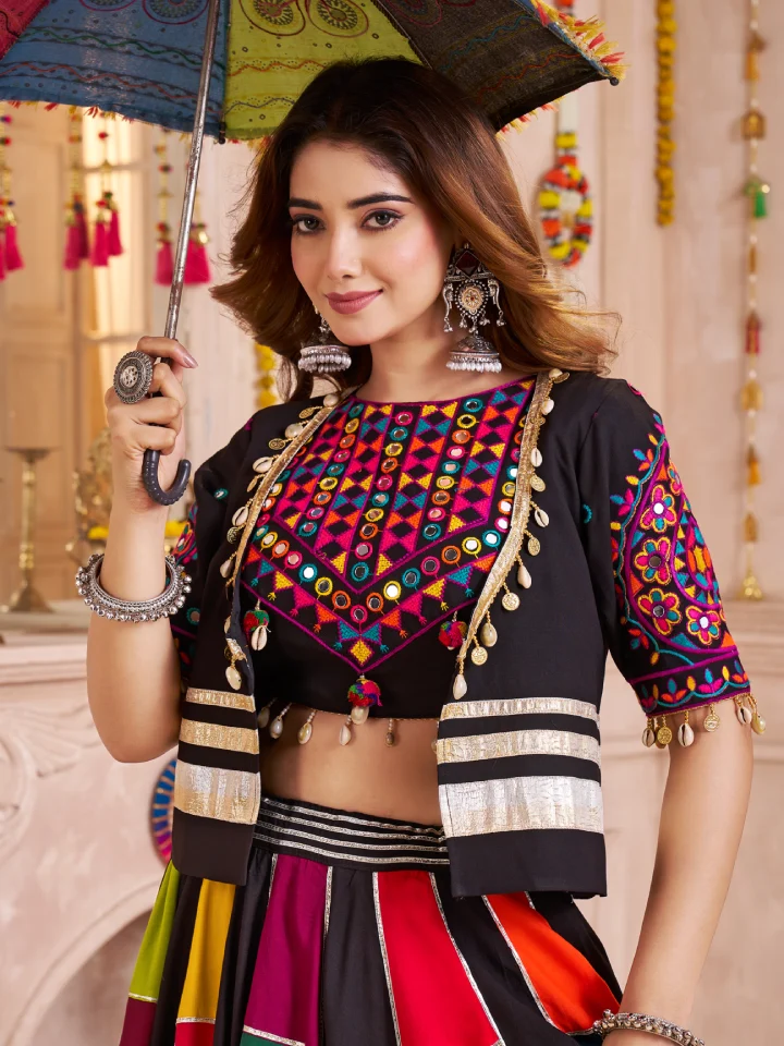 plain black chaniya choli for navratri